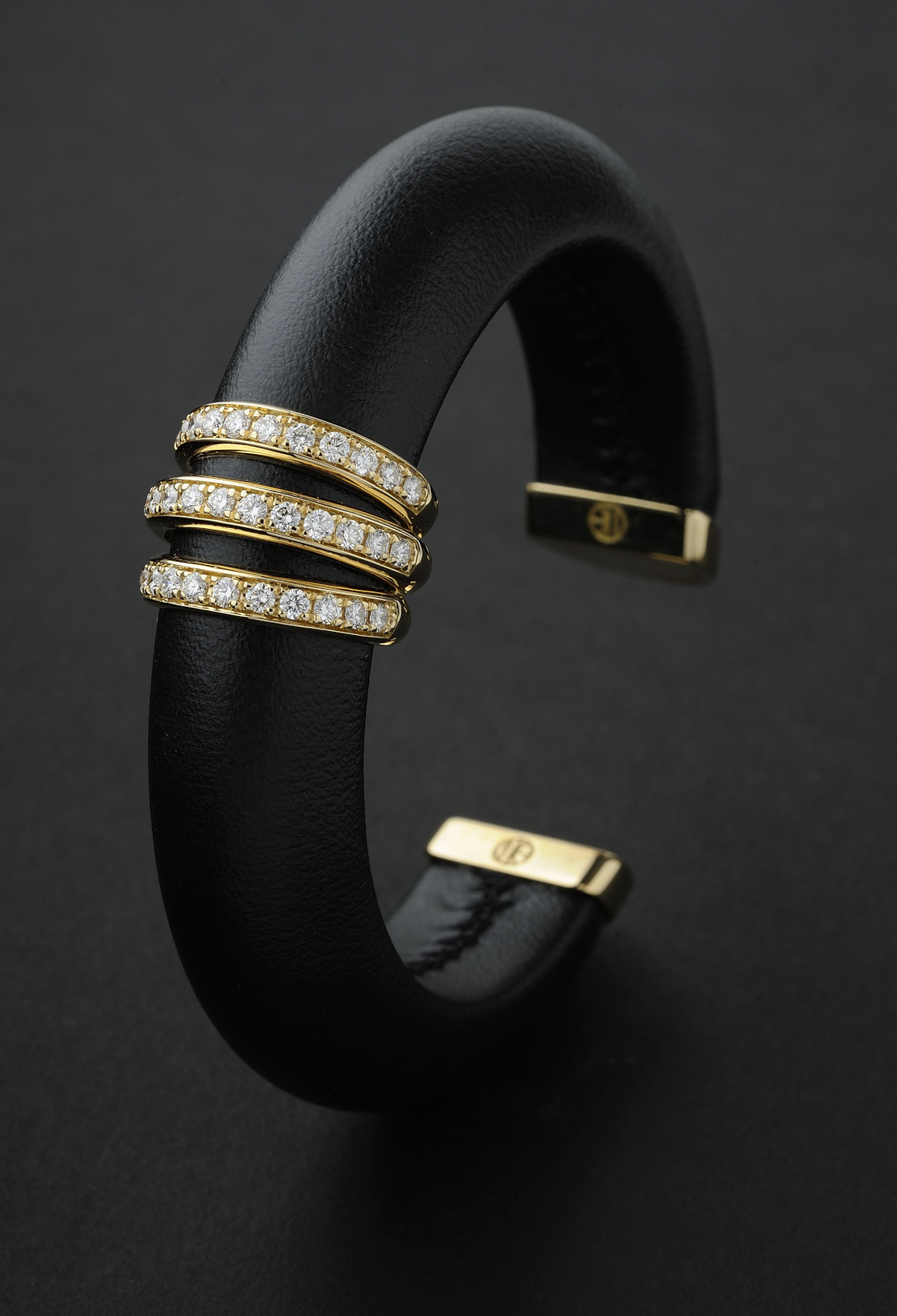 Bracelet cuir or diamants